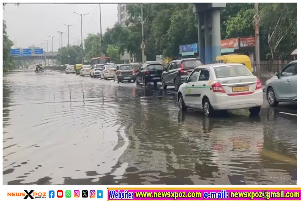 delhi-rain-traffic