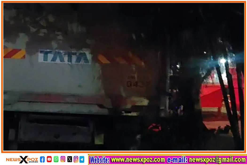 Pune-Road-Accident-truck