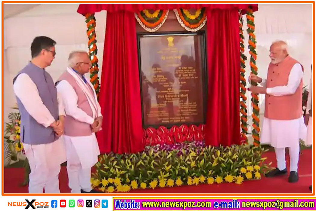 पीएम मोदी ने किया नए फ्लैट्स का उद्घाटन, सांसदों को दिया तोहफा