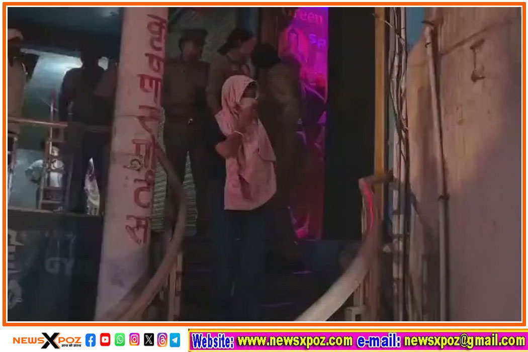 Mathura-Racket