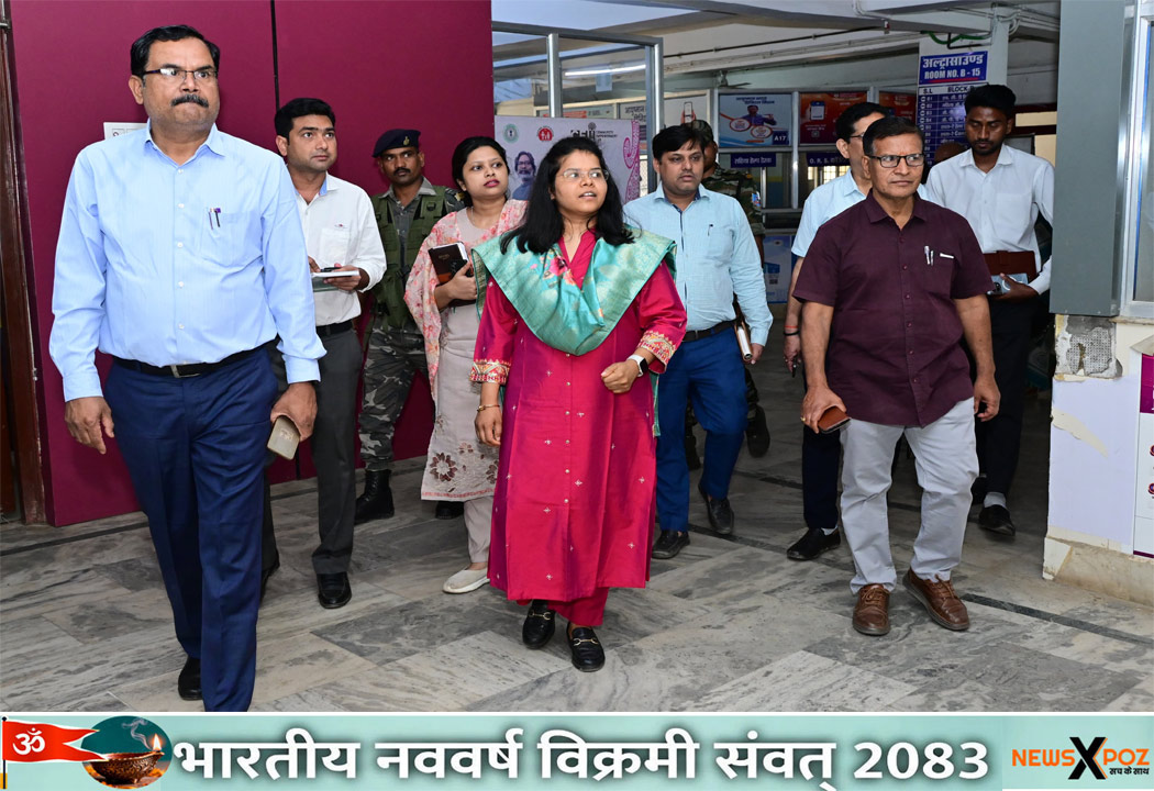 Chatra-Sadar-Hospital-DC-Visit